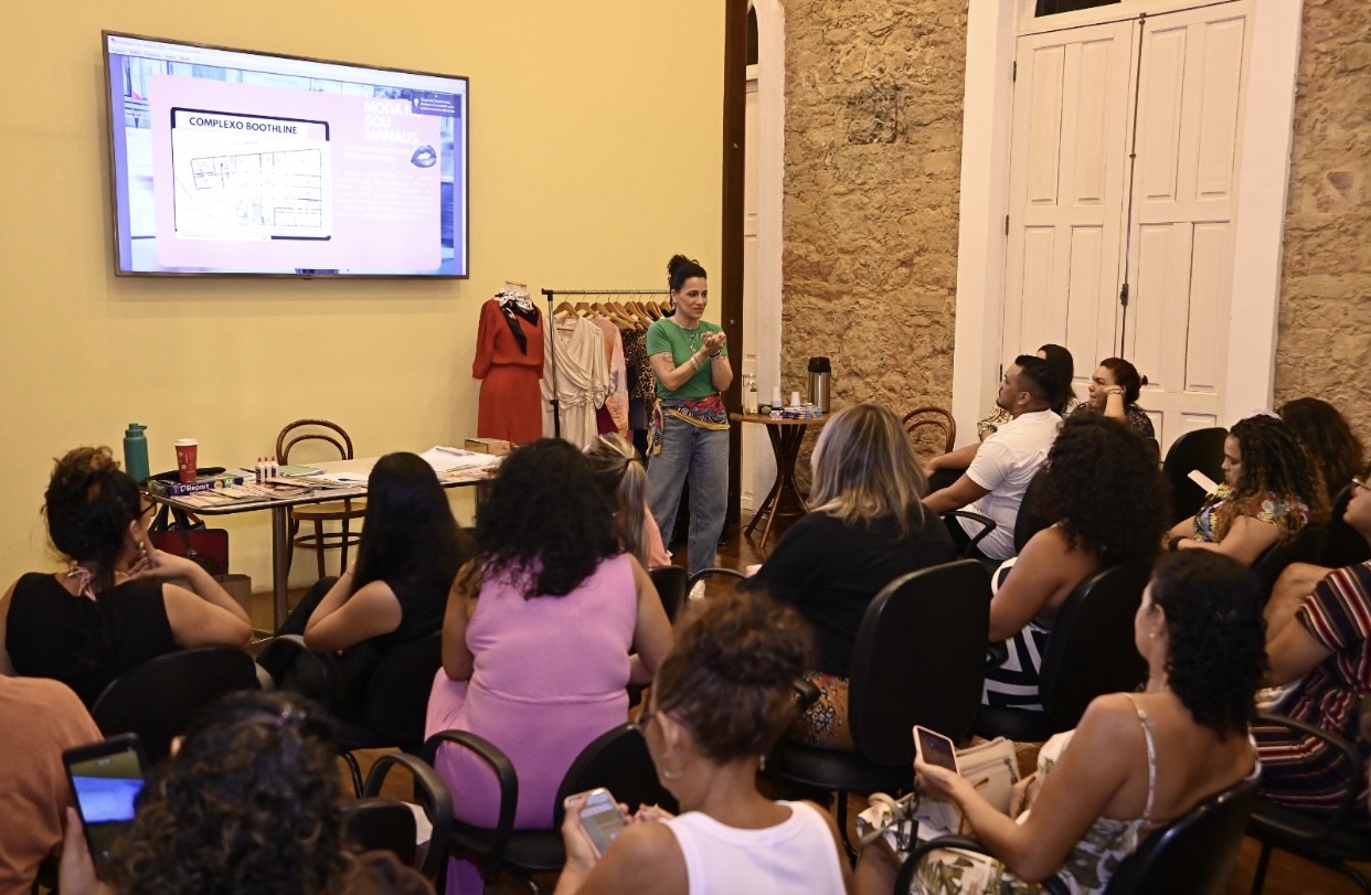 Prefeitura de Manaus promove oficina gratuita sobre produção de eventos de rua voltados às bandas e blocos de Carnaval