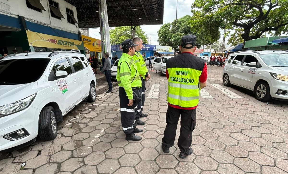 Terminal Rodoviário recebe operação para organizar serviços de transporte