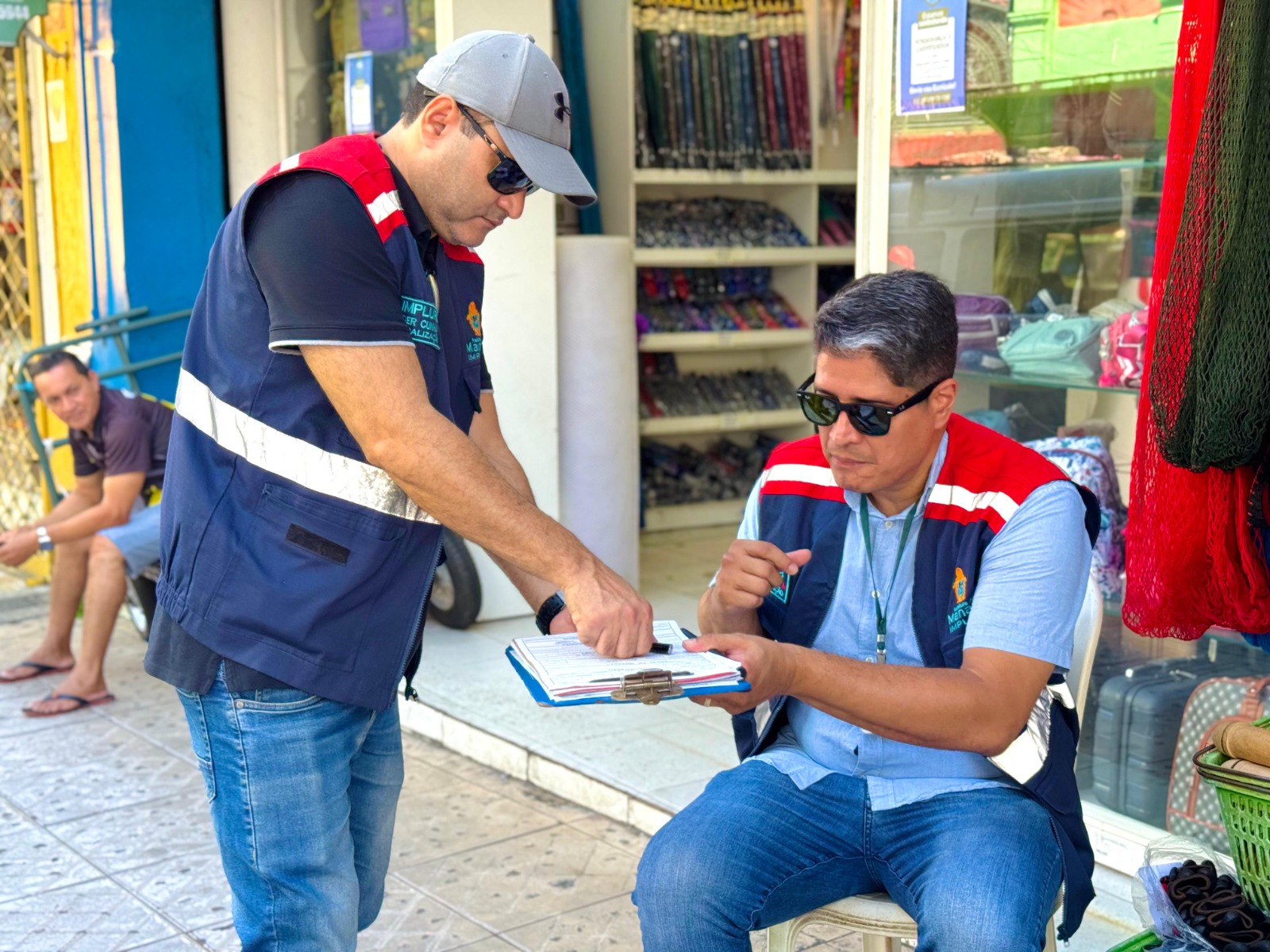 Fiscalização da Prefeitura de Manaus realiza 105 desobstruções durante ‘Mutirão no Bairro’ no Centro