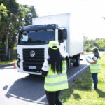 Manaus recebe tecnologia inédita de detector de eixo e prefeitura intensifica orientação sobre novos radares