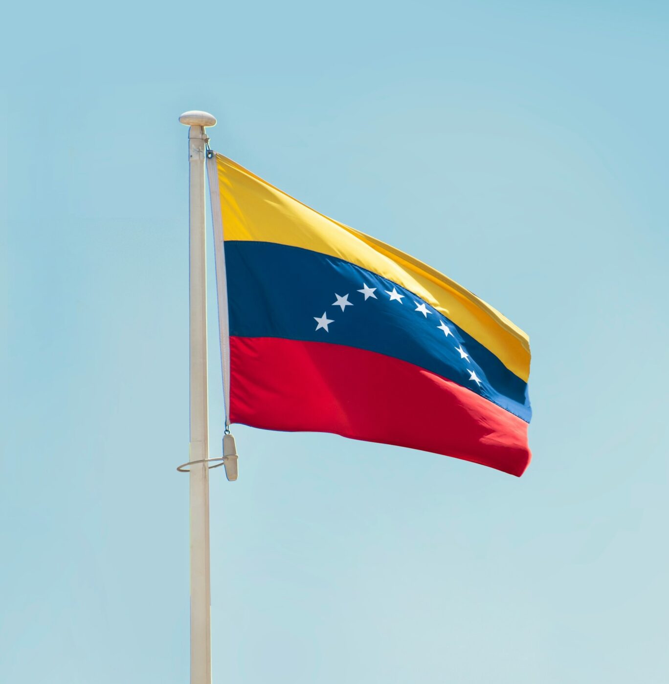 Venezuela confirma retomada de navio petroleiro em operação conjunta com os EUA