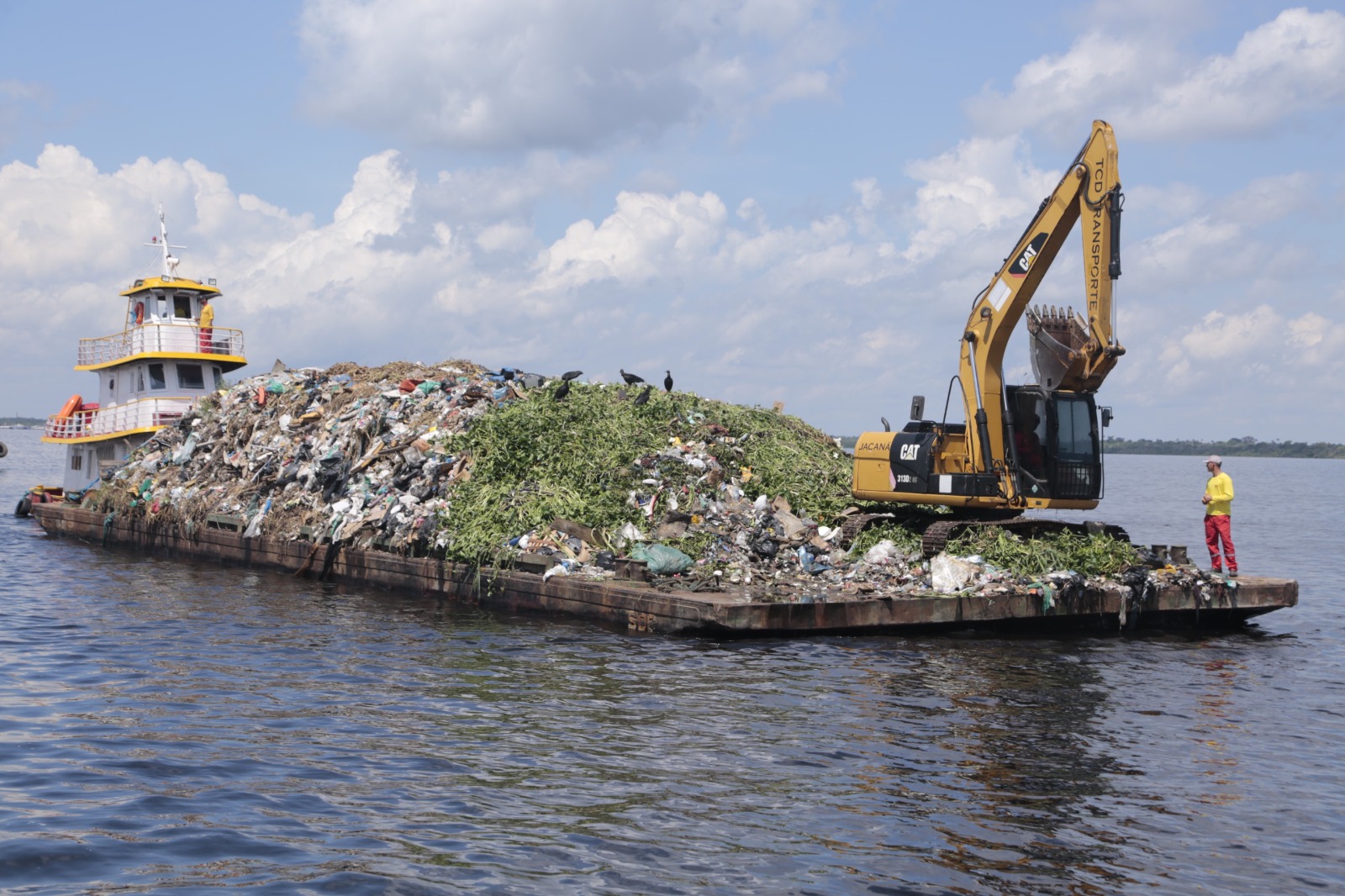 Manaus retira mais de 835 mil toneladas de resíduos e moderniza limpeza urbana