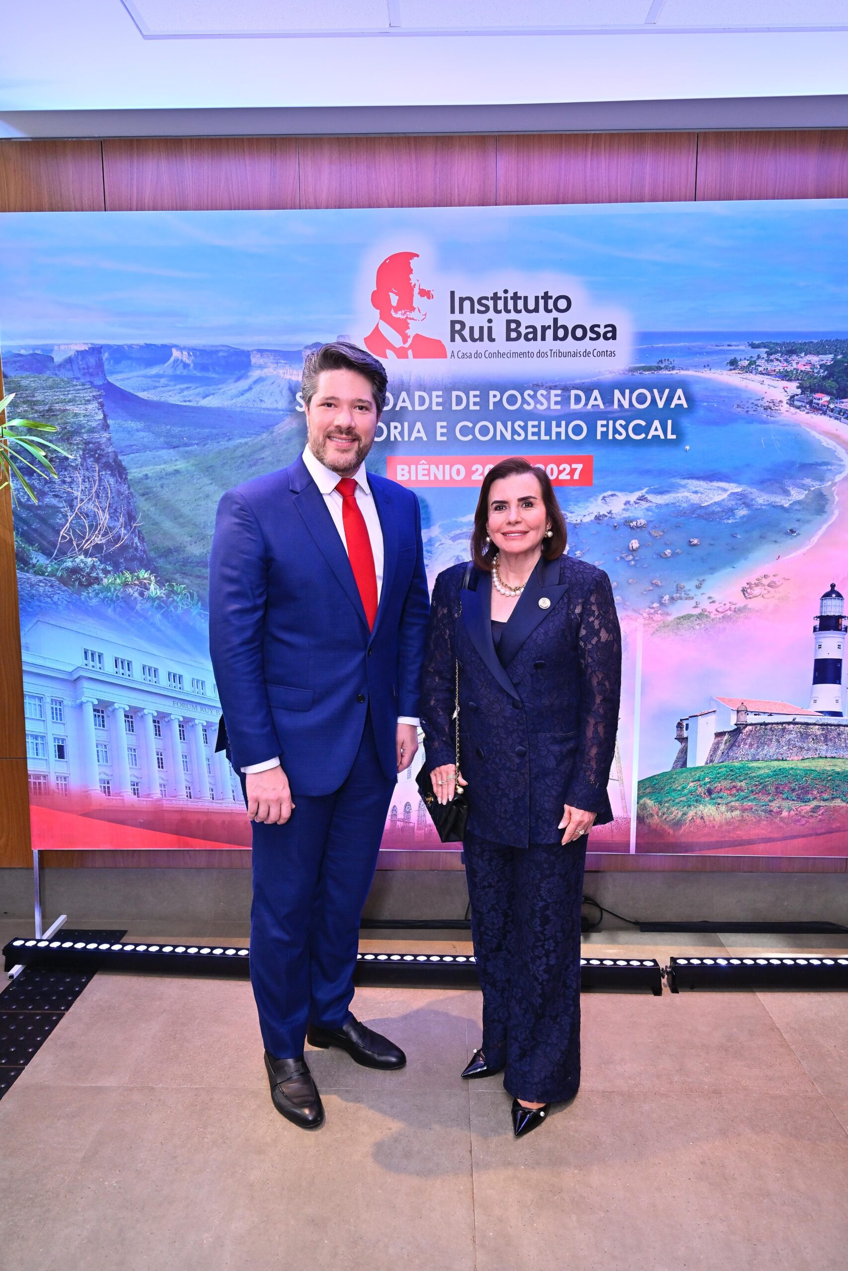 Corregedor do TCE-AM assume Primeira Secretaria do IRB para o biênio 2026-2027