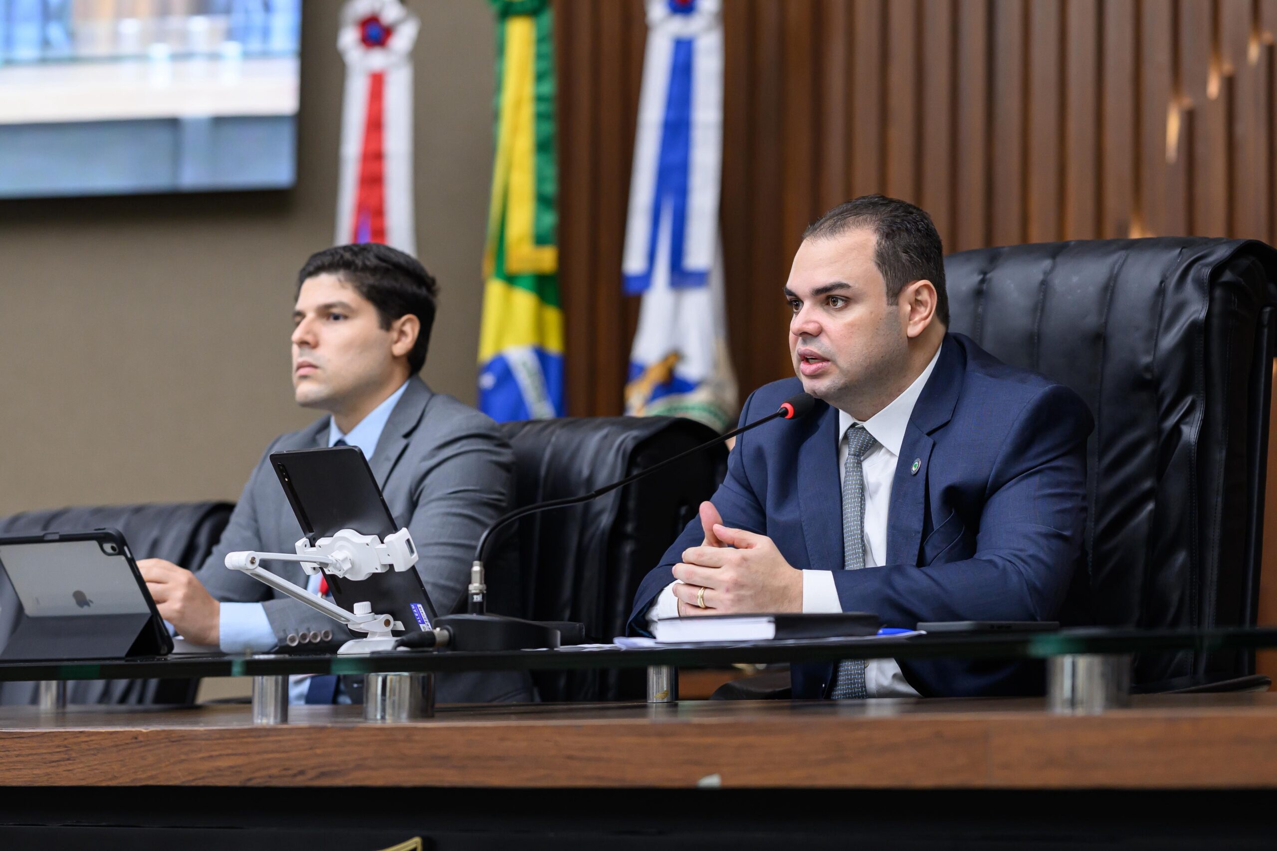 Roberto Cidade cobra da Amazonas Energia o restabelecimento da energia elétrica em comunidades de Manicoré, que estão há meses sem abastecimento regular