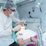 Unidade odontológica móvel da prefeitura atende 215 usuários na Fundação Dr. Thomas