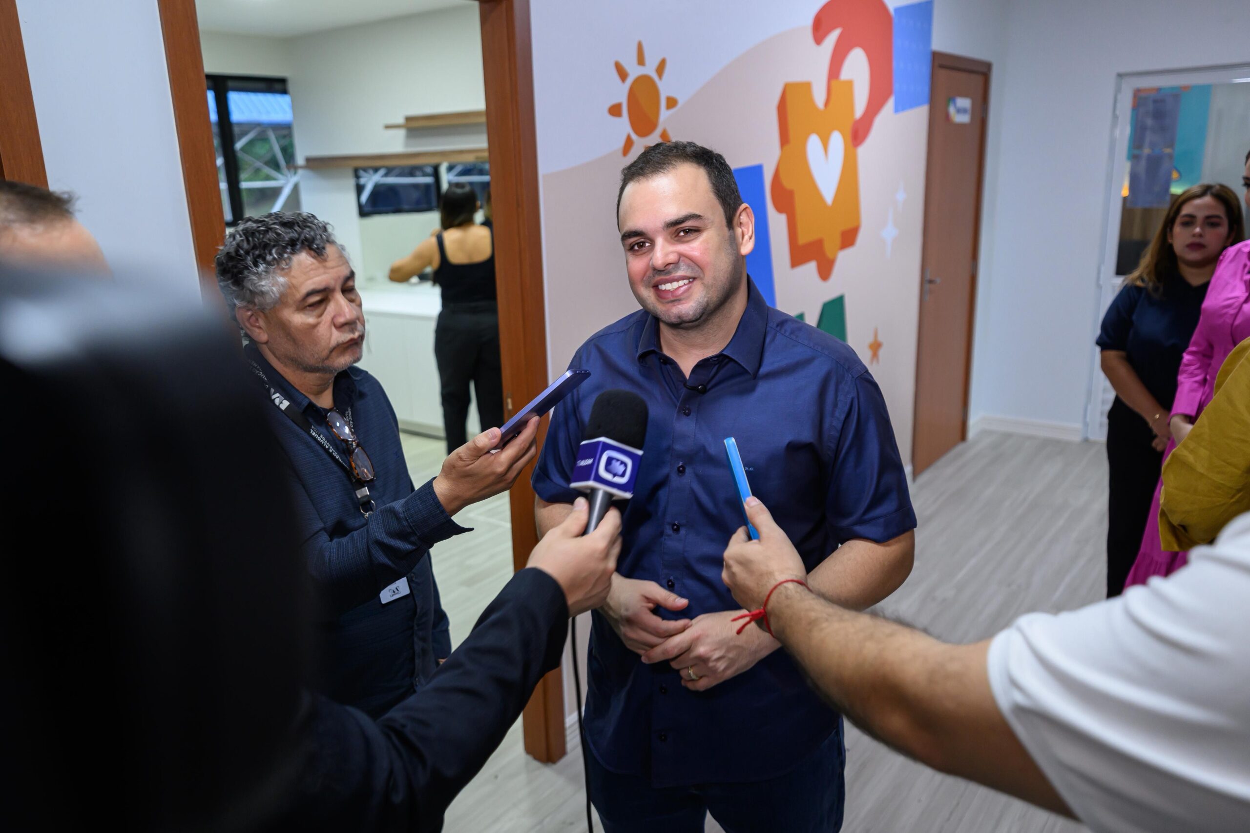 Roberto Cidade acompanha ação de autocuidado para mães atípicas no Centro de Inclusão Sensorial da Aleam