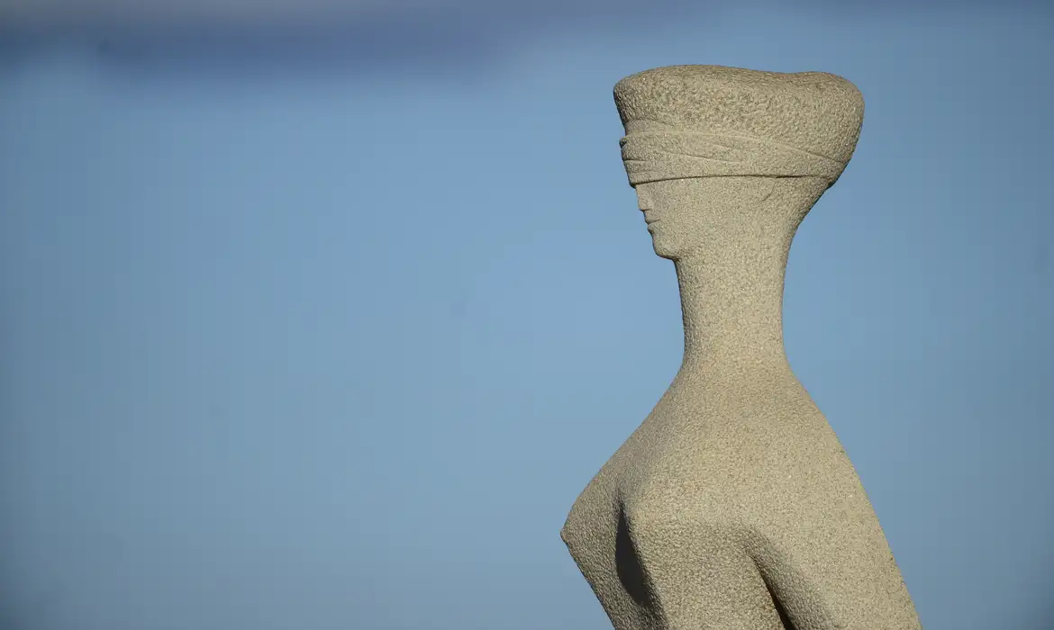 Moraes manda prender ex-integrantes da cúpula da PMDF