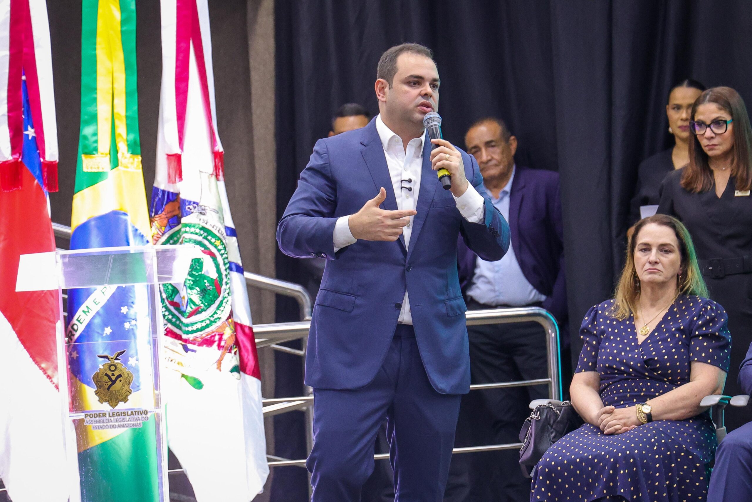 Governador interino Roberto Cidade destaca Feclam como instrumento de fortalecimento das Casas Legislativas do Amazonas