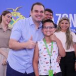 Governador interino Roberto Cidade acompanha entrega de 1,2 mil óculos e avança com mutirão oftalmológico no Amazonas