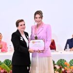 Primeira-dama Thaisa Cidade recebe honraria do TCE-AM em reconhecimento à atuação em favor das mulheres