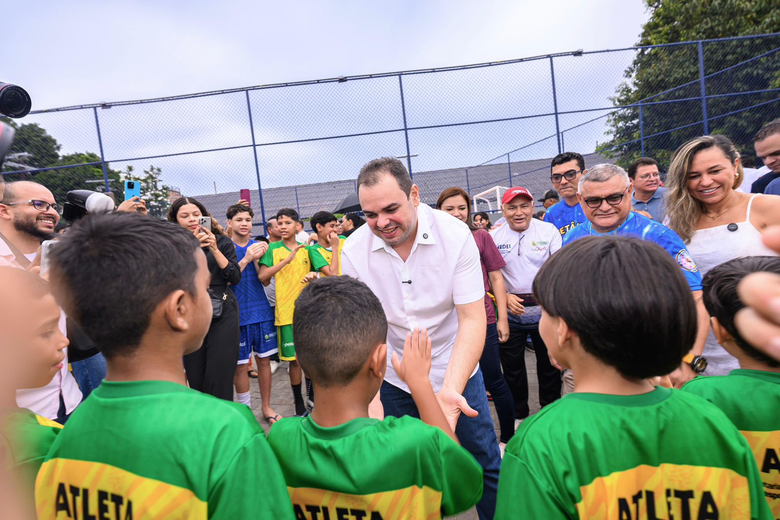 Governador interino Roberto Cidade reforça ações de esporte e lazer com entrega do Centro Social Chapéu de Zinco, no bairro Betânia