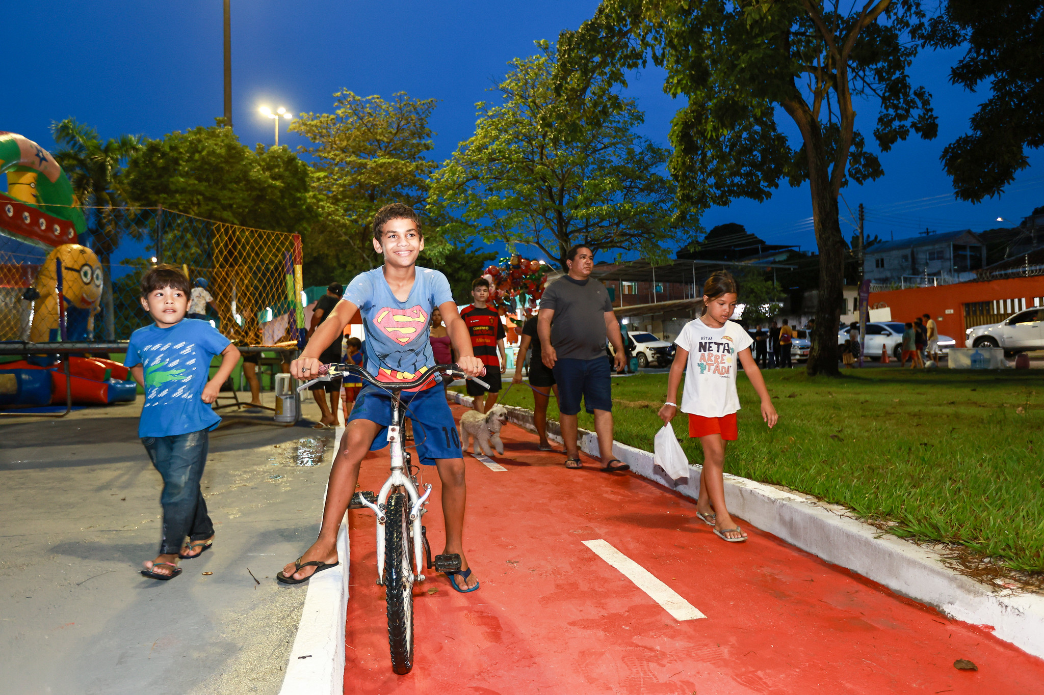 Prefeito Renato Junior entrega 39º espaço esportivo e transforma local em complexo moderno no Jardim Petrópolis
