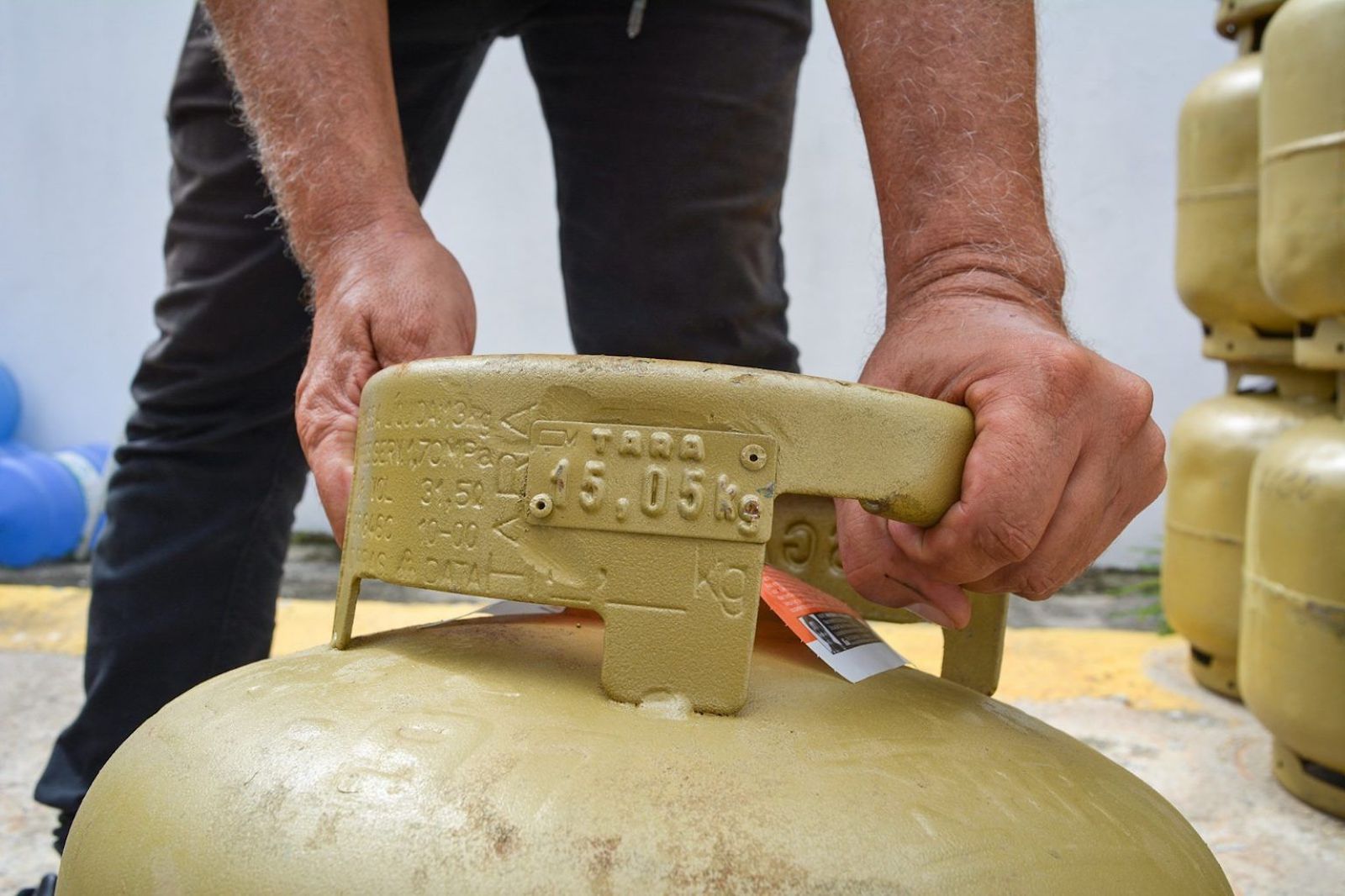 Pesquisa do Procon Manaus destaca variação nos preços do gás de cozinha em Manaus
