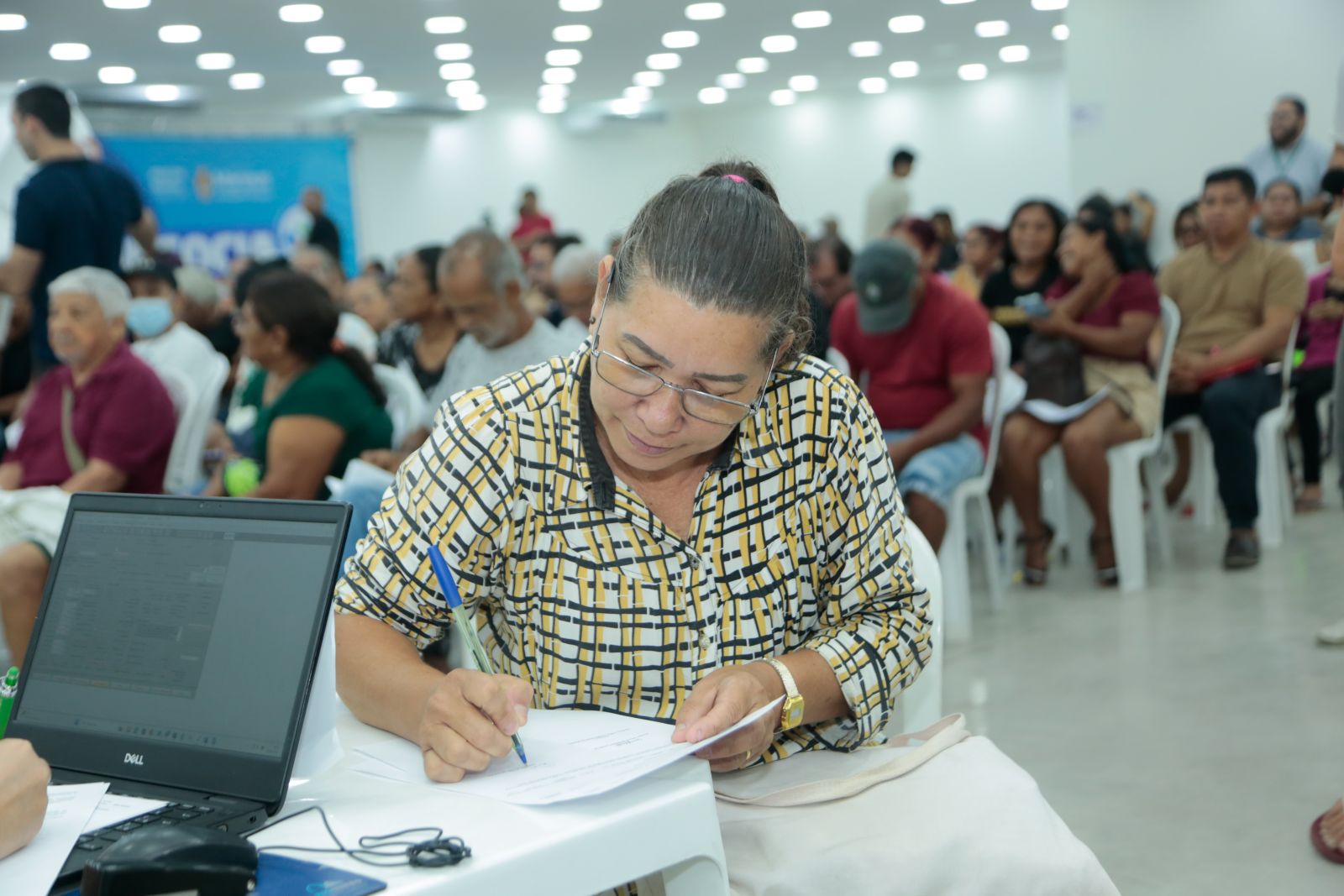 Prefeitura de Manaus realiza feirão ‘Negocia Mulher’ para ajudar consumidoras a reorganizar a vida financeira