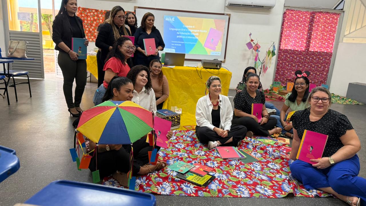 Educadores da Prefeitura de Manaus participam de formação do Programa Leitura e Escrita do MEC