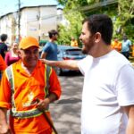 Prefeito Renato Junior acompanha frentes de limpeza em Manaus e reforça investimentos para ampliar serviços da Semulsp