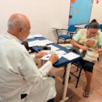 Prefeitura de Manaus leva ação de saúde e educação socioambiental aos moradores do bairro Nossa Senhora das Graças