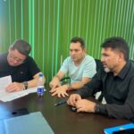 Prefeitura reúne cooperativas e reforça ações para modernizar o transporte complementar em Manaus
