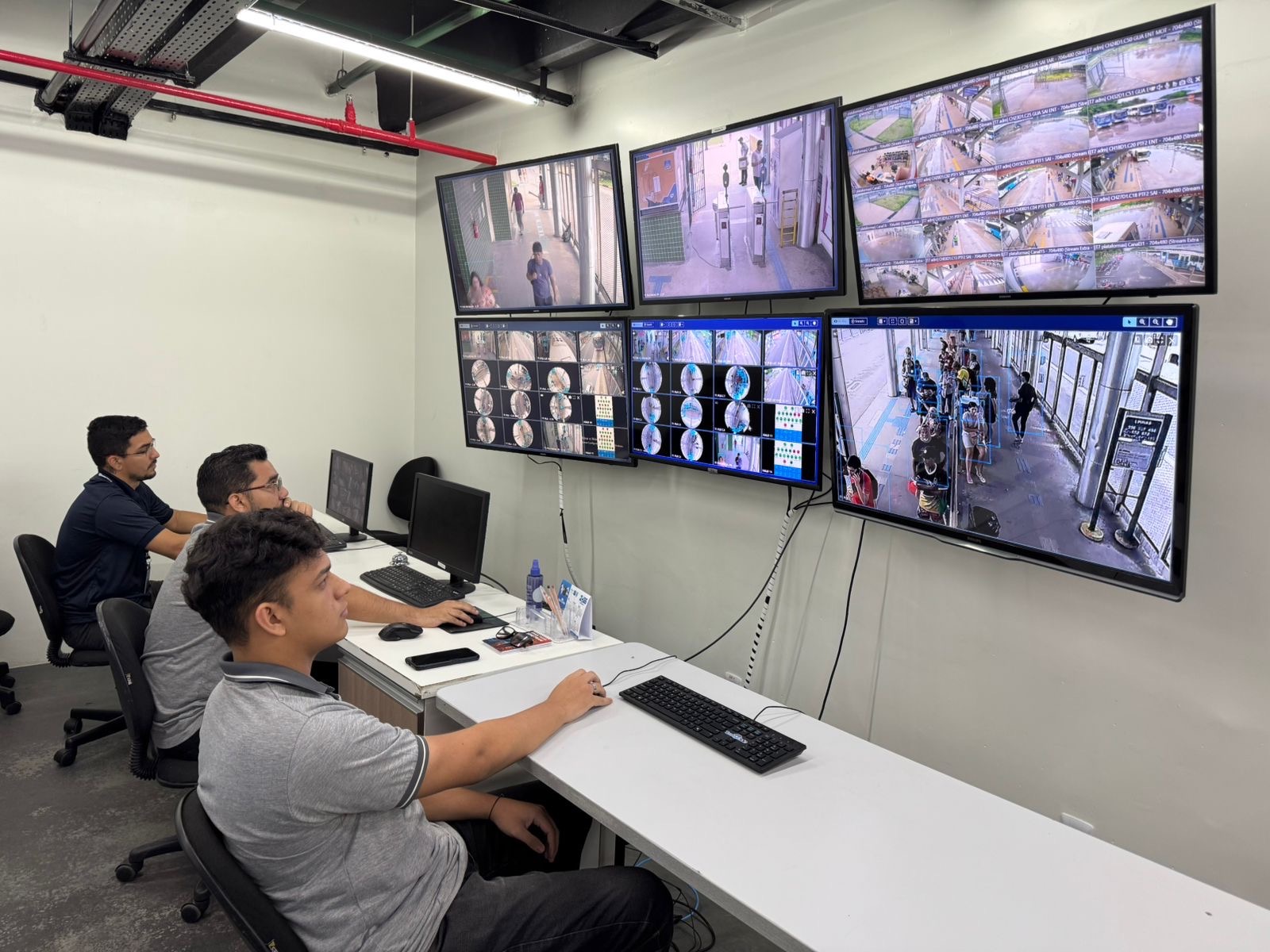 Prefeitura de Manaus amplia sistema de inteligência artificial nos terminais e estações de transferência para reforçar a segurança dos passageiros