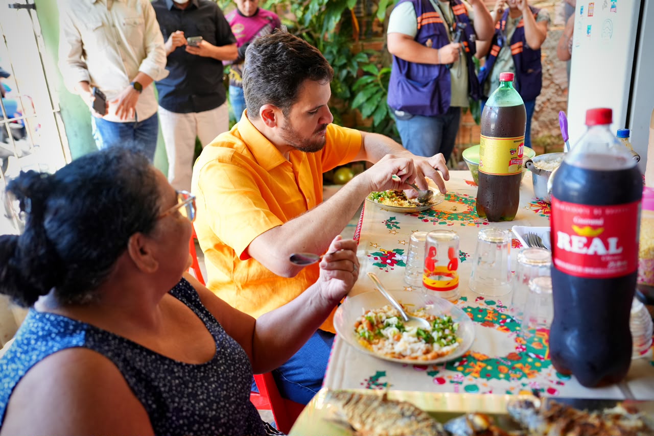 Completando 100 dias de gestão, prefeito Renato Junior fortalece segurança alimentar com entrega de 20 toneladas de pescado do ‘Jaraqui da Gente’ nos bairros Compensa e Coroado