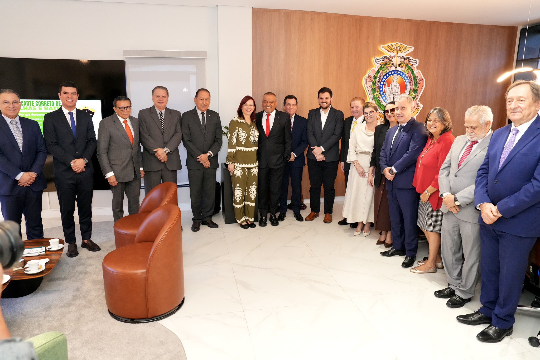 Prefeito Renato Junior destaca diálogo com TJ-AM para fortalecer parceria institucional e desenvolver projetos de infraestrutura em Manaus