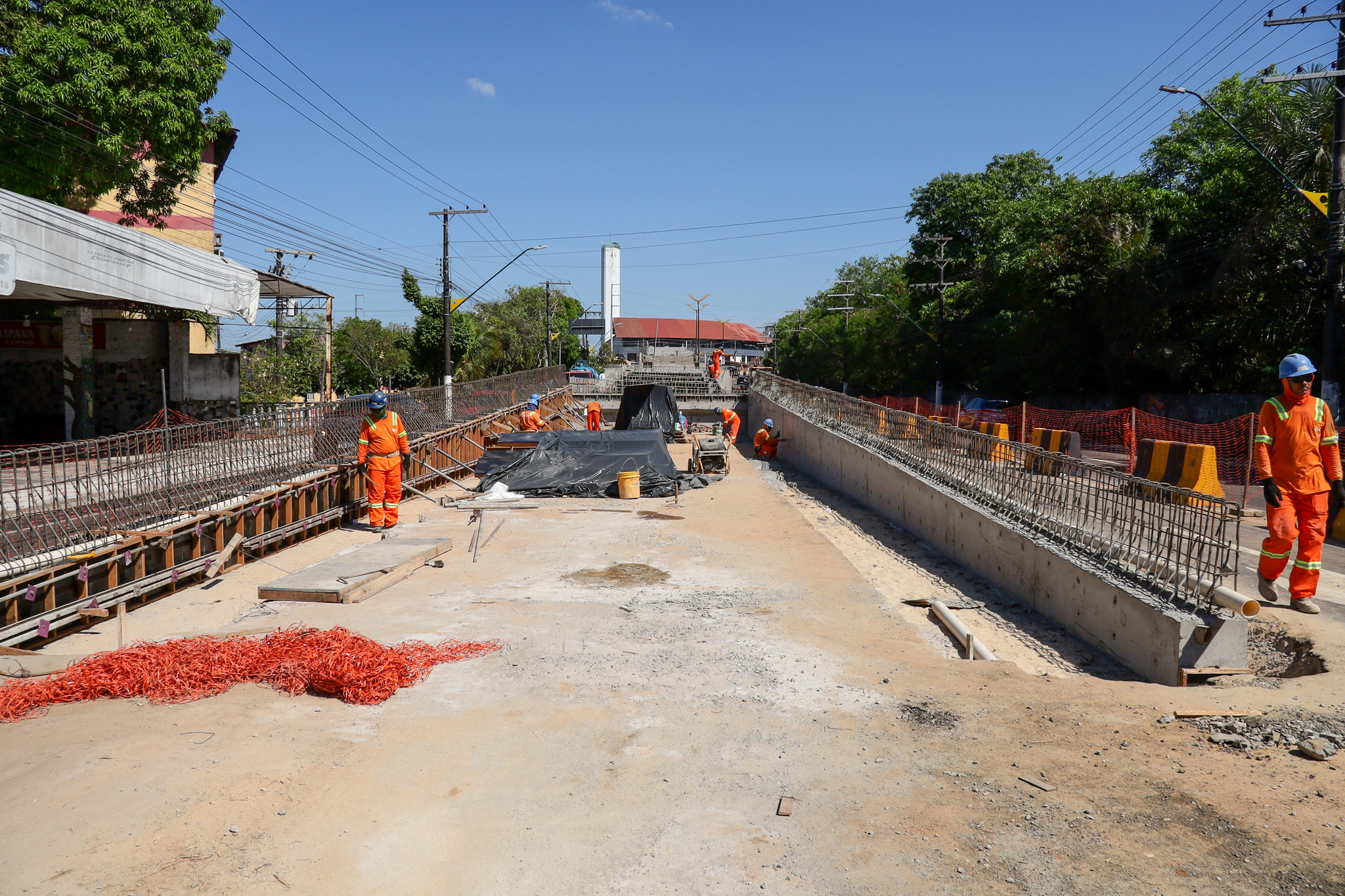 Com 30% das obras concluídas, Prefeitura de Manaus avança na construção do complexo viário ‘Passarão’