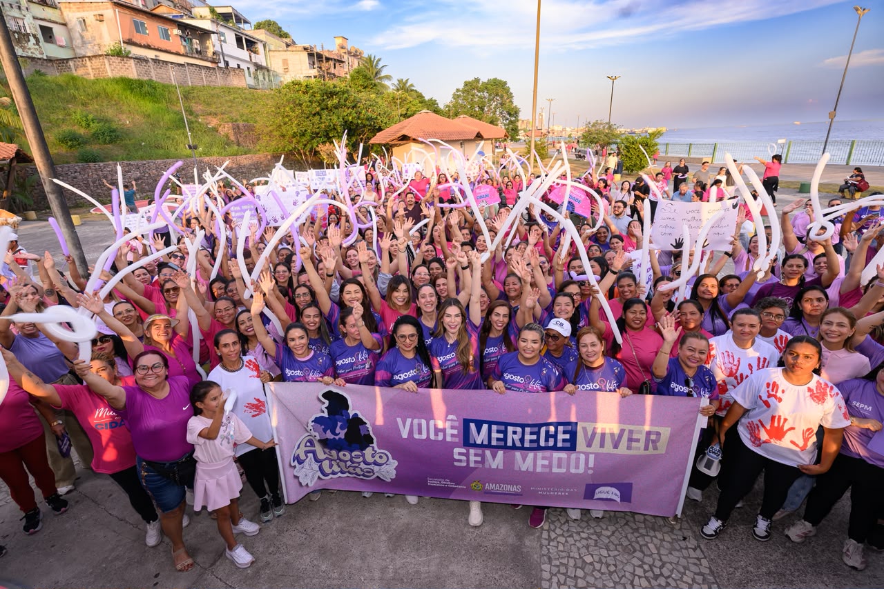Primeira-dama Thaisa Cidade reforça importância da proteção às mulheres durante abertura do Agosto Lilás
