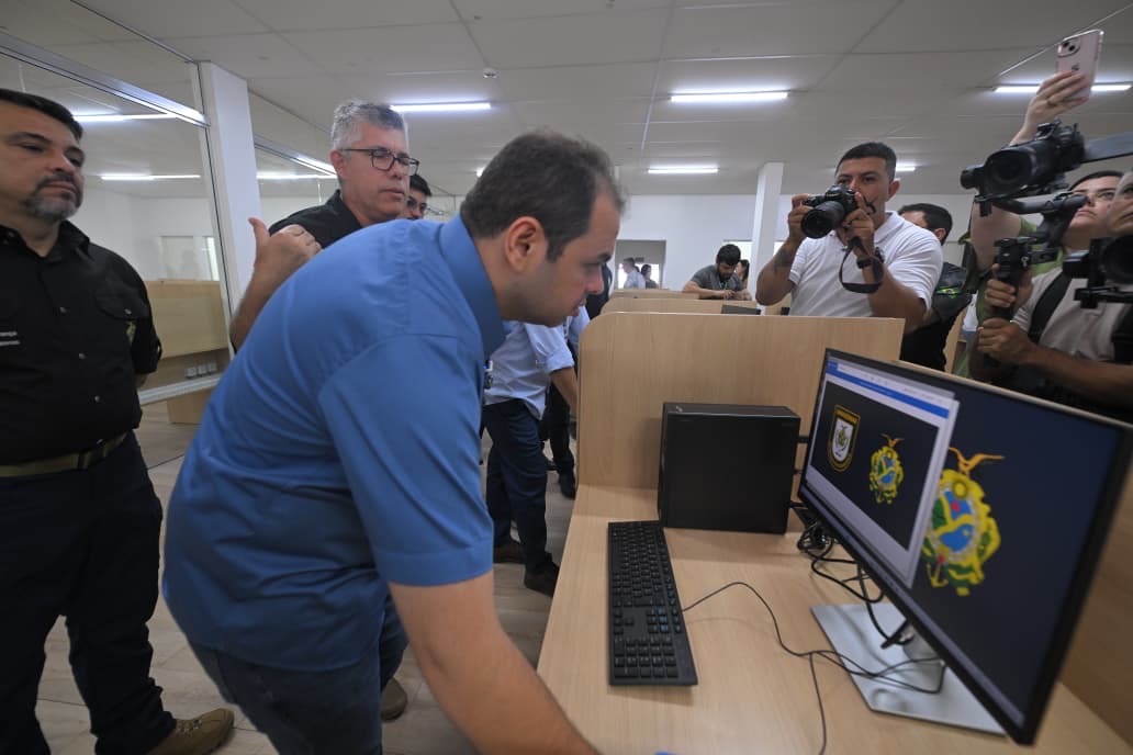 Governador Roberto Cidade acompanha conclusão das obras de modernização do Ciops
