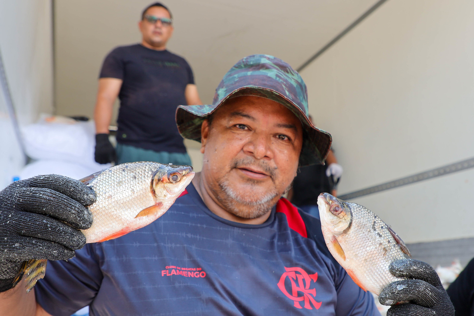 Prefeitura de Manaus realiza mais uma entrega de peixes do ‘Programa Jaraqui da Gente’