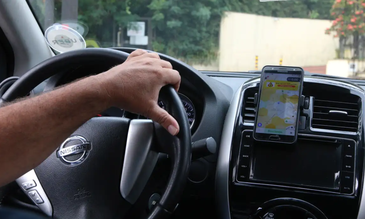 Conselho regulamenta crédito para taxistas e motoristas de aplicativo