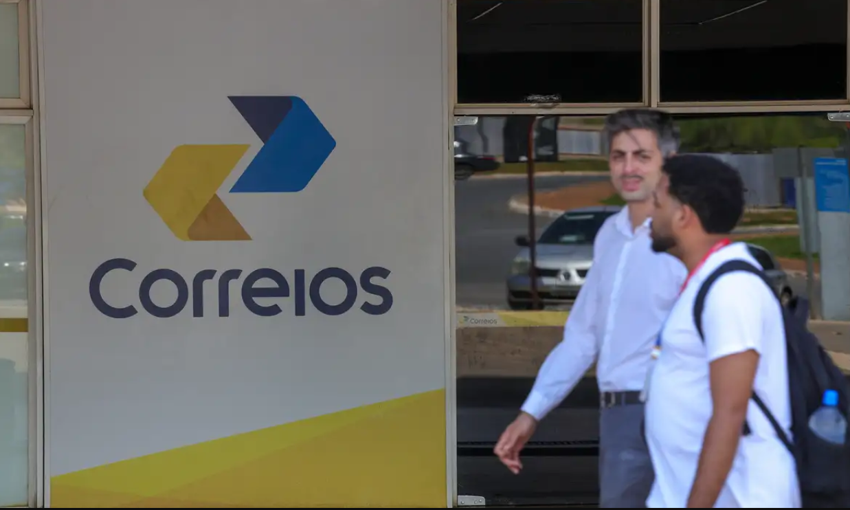 TST suspende julgamento de dissídio da greve dos Correios
