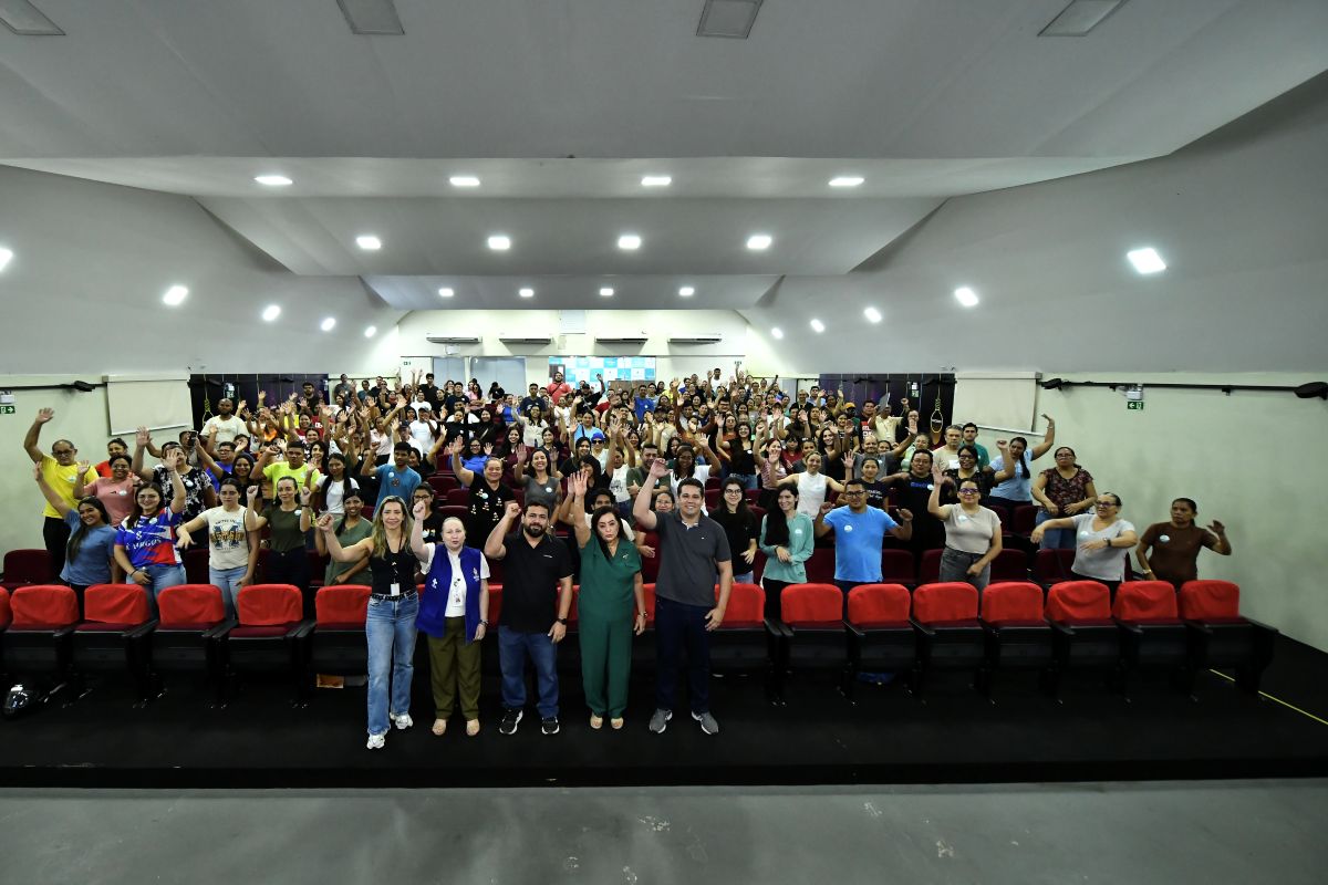 Prefeitura de Manaus inicia campanha de vacinação antirrábica com meta de imunizar mais de 280 mil animais