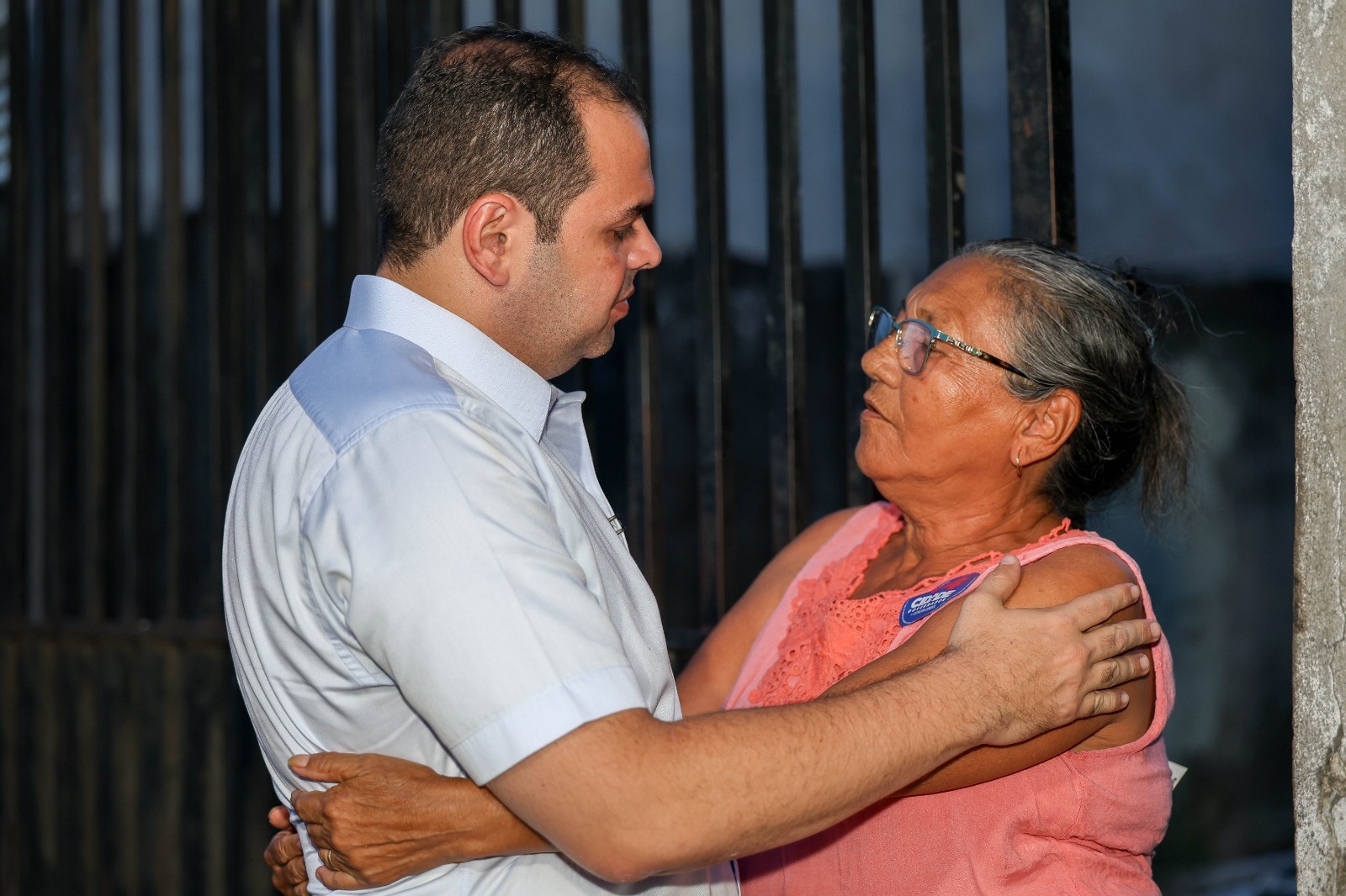 Roberto Cidade leva proposta ‘Mãe Solo Protegida’ às ruas do Zumbi e reforça compromisso com mulheres no segundo mandato