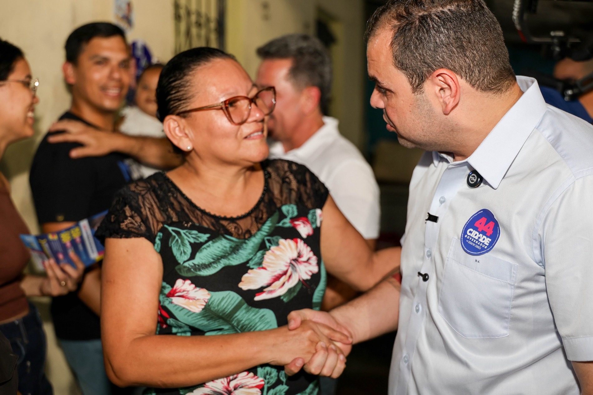 Roberto Cidade leva proposta ‘Mãe Solo Protegida’ às ruas do Zumbi e reforça compromisso com mulheres no segundo mandato