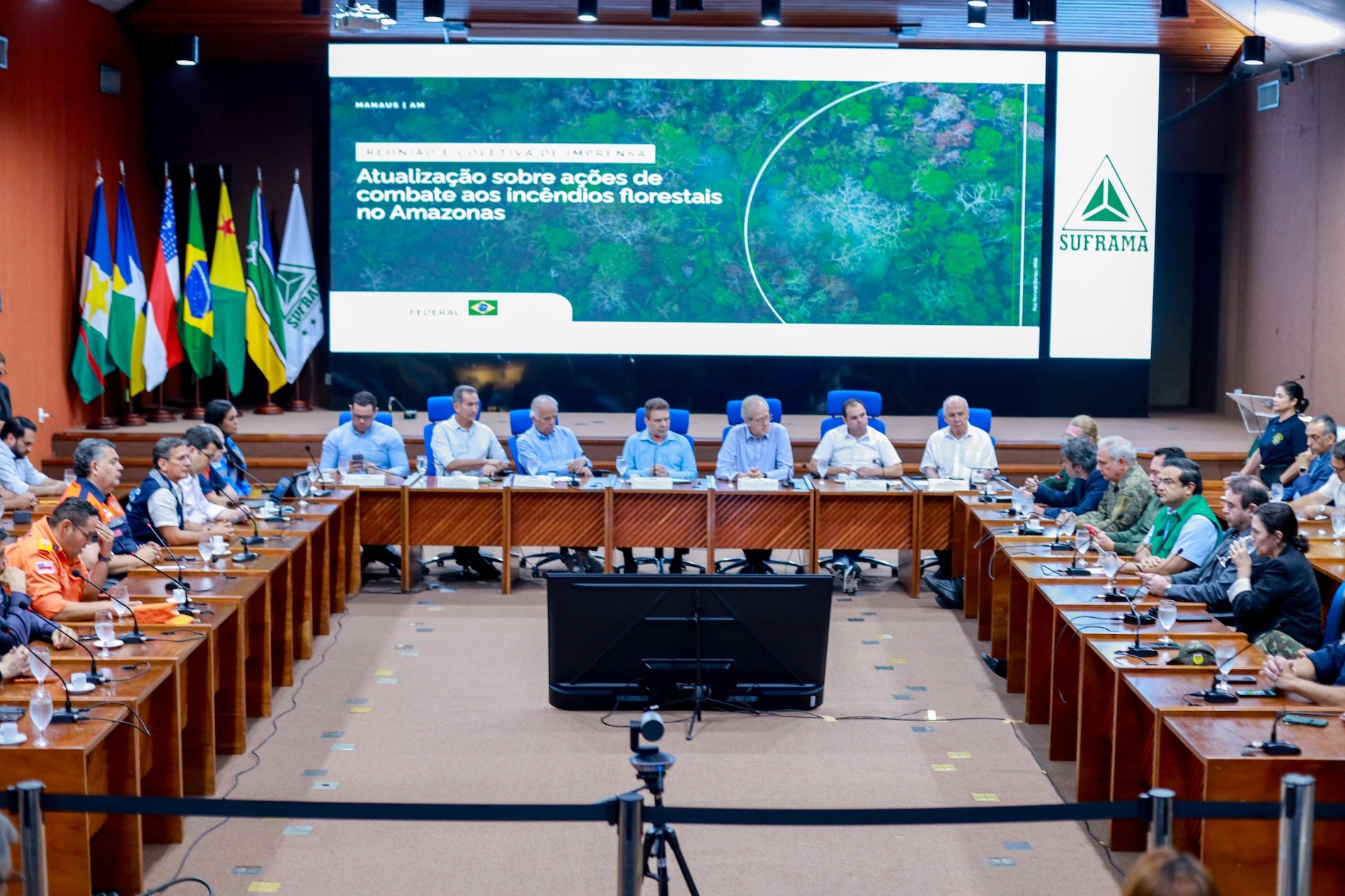 Governador Roberto Cidade determina intensificação da fiscalização e rigor contra crimes ambientais