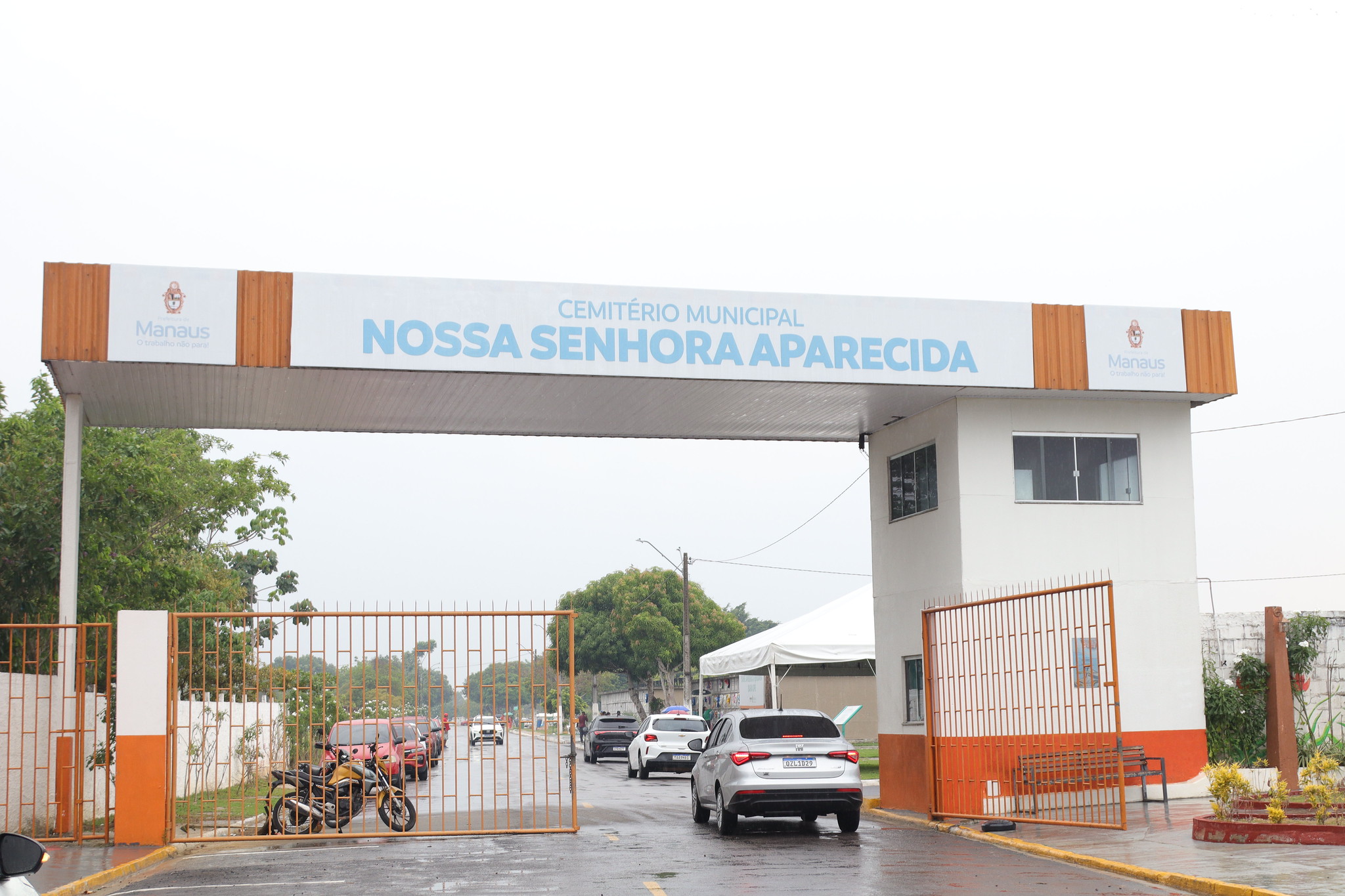 Prefeitura de Manaus mobiliza mais de mil trabalhadores para o Dia de Finados nos 10 cemitérios da capital
