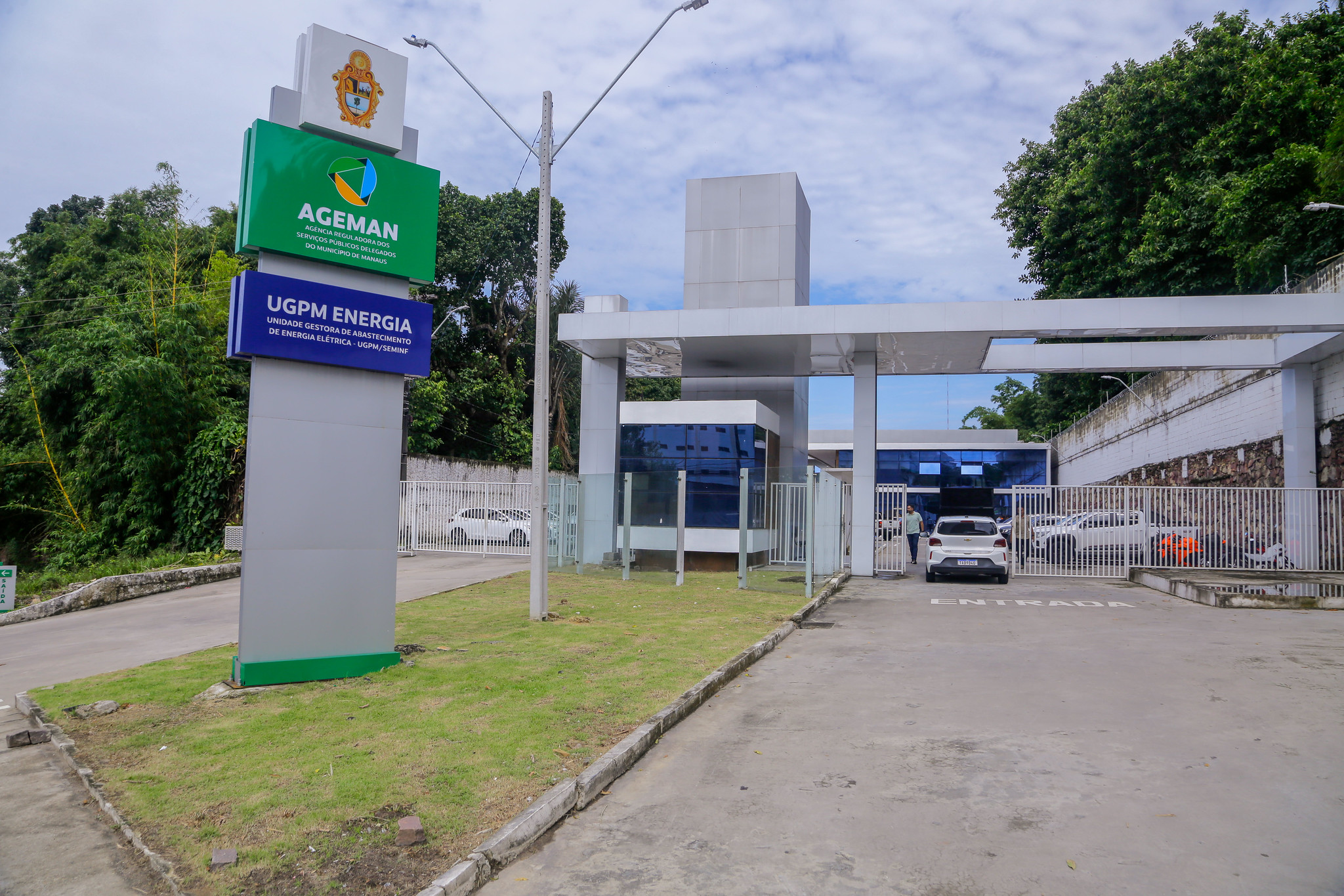 Prefeitura de Manaus notifica Águas de Manaus para apurar reclamação sobre qualidade da água na sede do Ibama