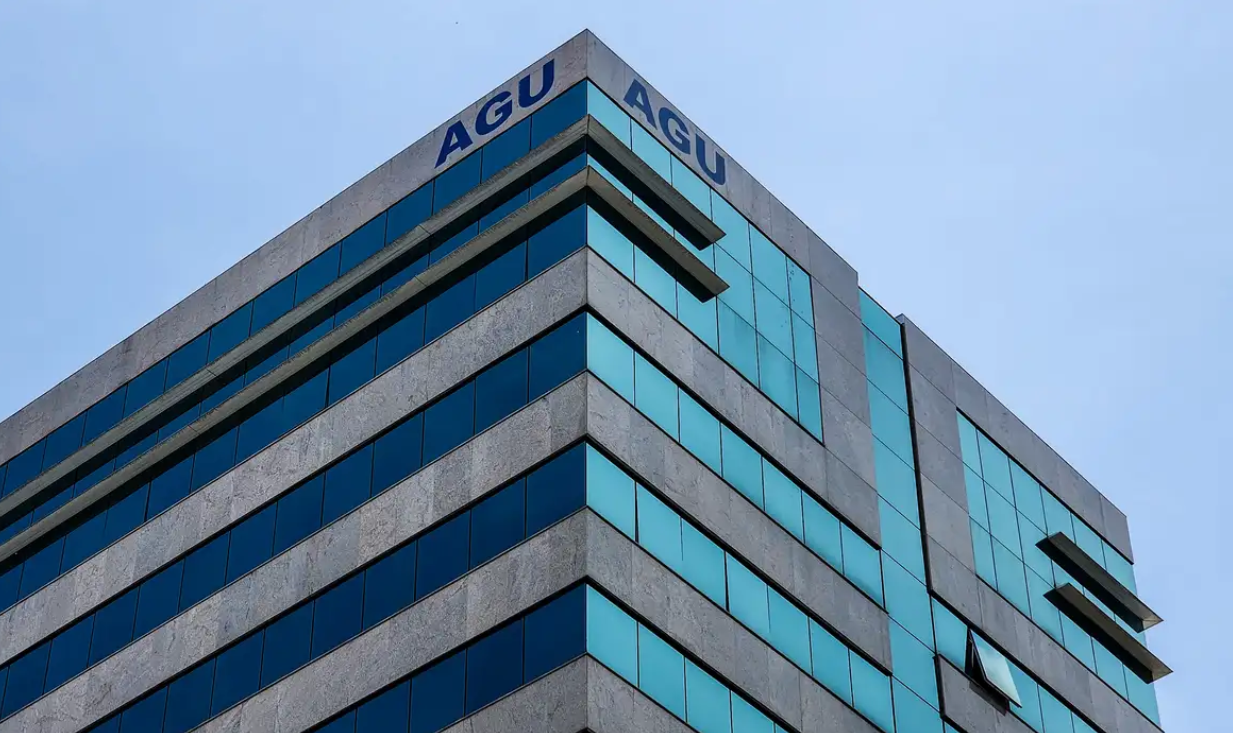 AGU aciona PF para apurar suposto repasse de Trump a ações contra STF