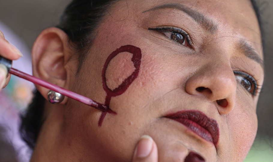 Aumentam agressões políticas em mês de luta contra violência à mulher