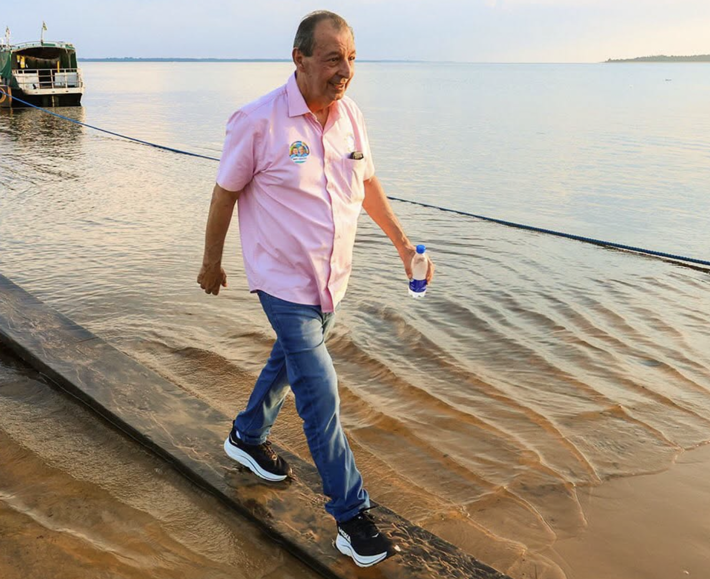 “Programa Saúde Amazonas”: Omar propõe barcos-hospitais, telessaúde e oito novas unidades para levar atendimento especializado ao interior