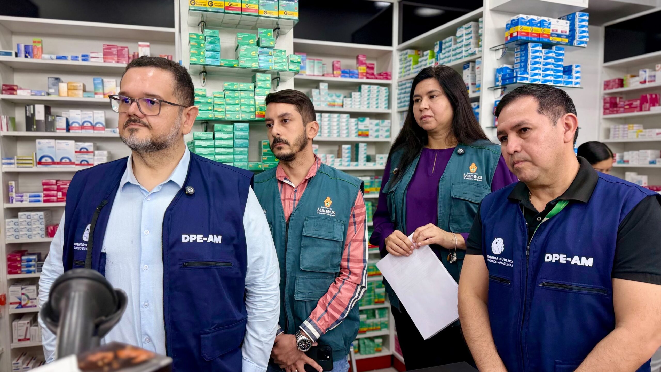 Operação ‘Farma’ verifica práticas comerciais e coleta de dados em drogarias de Manaus