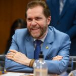 Plínio Valério declara apoio a Omar Aziz: “Voto pela competência”