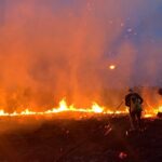 Bombeiros negam recusa de apoio federal e afirmam que Amazonas pediu reforço aéreo contra incêndios