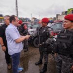 No Dia do Servidor Público, governador Roberto Cidade antecipa pagamento de salários e anuncia datas do 13º