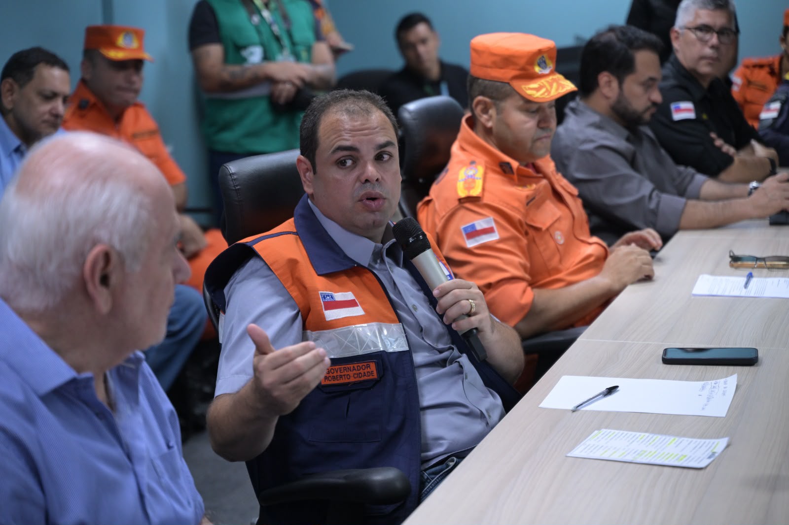 Governador Roberto Cidade coordena reunião do Comitê Climático e reforça ações de combate à estiagem e às queimadas