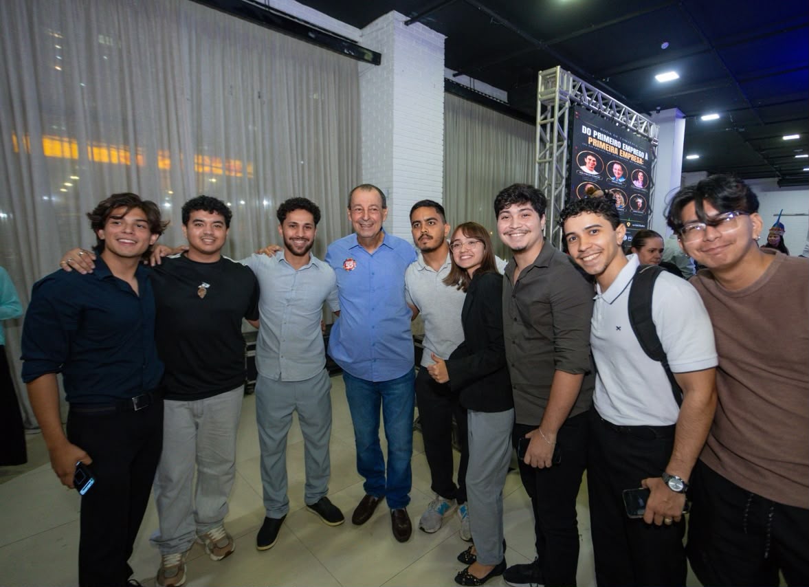 Omar propõe formação em tecnologia e estágio remunerado para abrir portas aos jovens no Amazonas